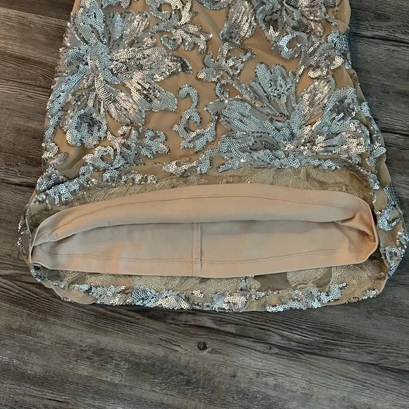 NWT Badgley Mischka Silver and Cream Formal Dress - Picture 12 of 16